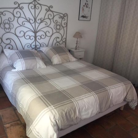 Mas Sicard Chambre D'Hotes En Camargue Arles Eksteriør bilde